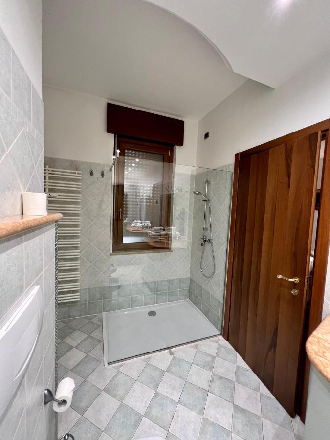 10 Minutes B&B Bed & Breakfast Verona Exterior foto